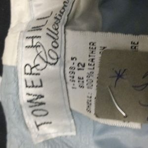 Ladies Tower Hill size 12 leather Capris